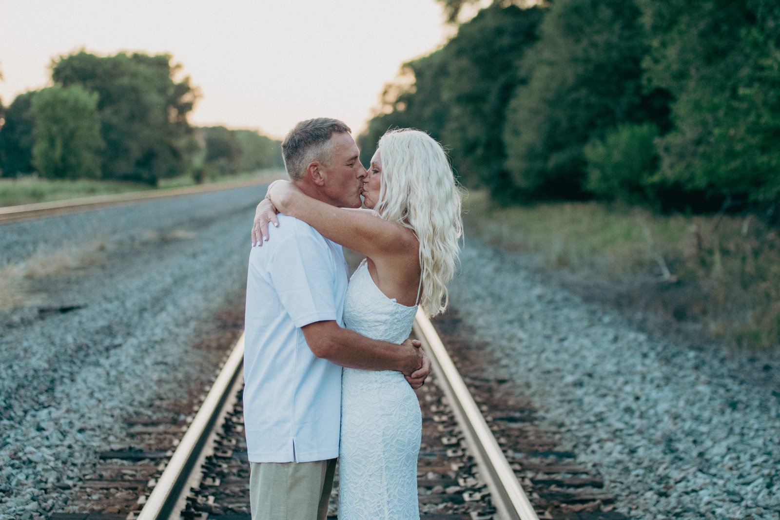 Bride and groom kissing, Twin Cities wedding photography